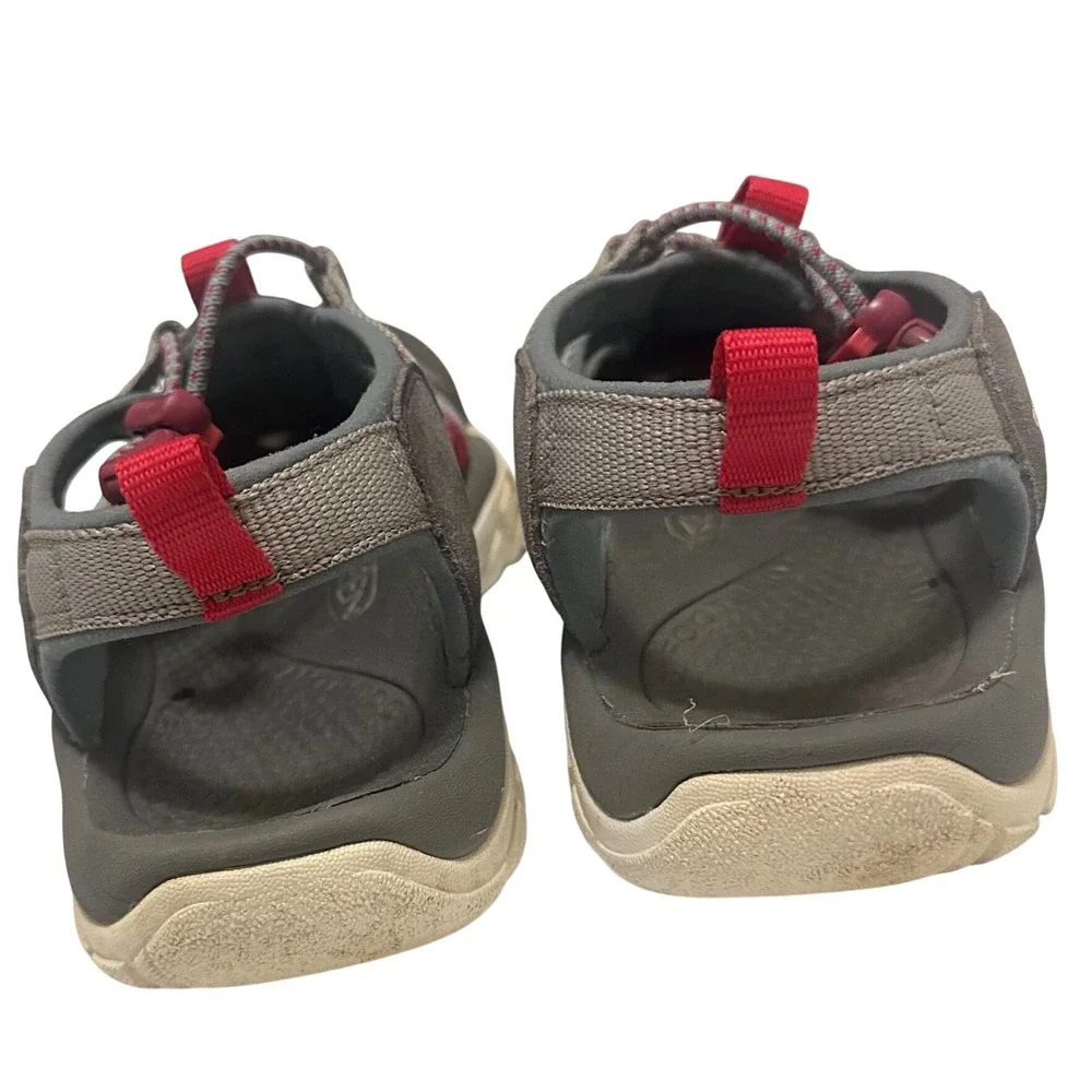 KEEN Newport H2 Womens Grey Red Waterproof Hiking Sandals Size 10.5 1016486